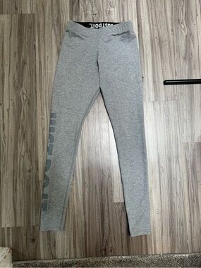 #28 Nike Just Do It Leggings Women’s Small Gray Athletic Stretch Pants